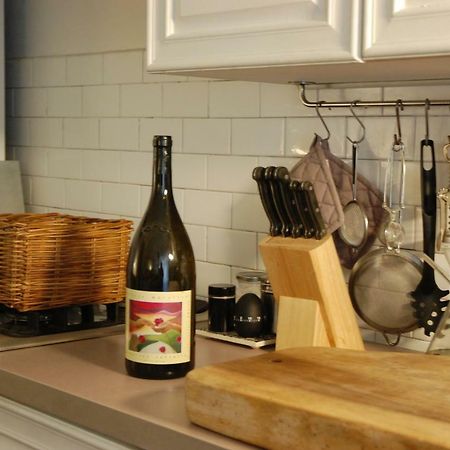 Virginias B&B Savona Bagian luar foto