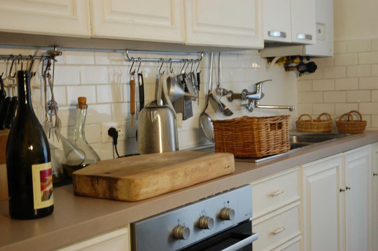 Virginias B&B Savona Bagian luar foto