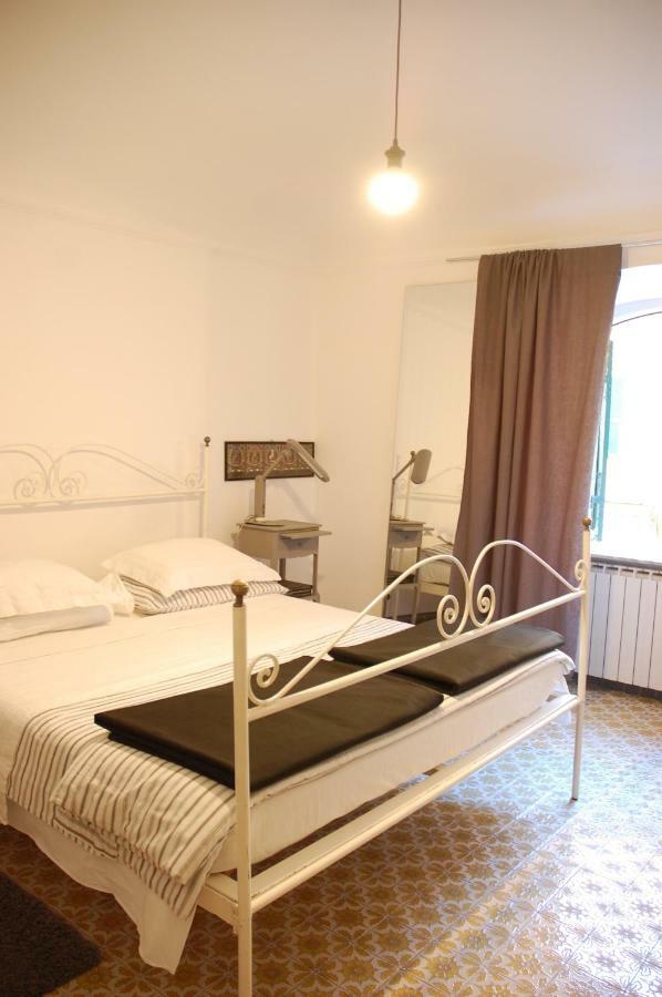 Virginias B&B Savona Bagian luar foto